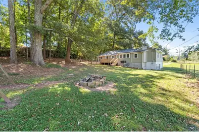 24 Mitchell St, Carrollton, GA 30117 - Photo 31