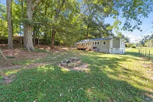 24 Mitchell St, Carrollton, GA 30117 - Photo 31