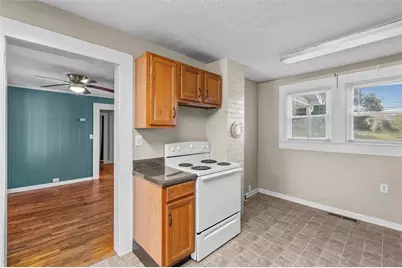 24 Mitchell St, Carrollton, GA 30117 - Photo 9