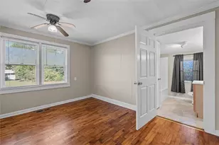 24 Mitchell St, Carrollton, GA 30117 - Photo 15