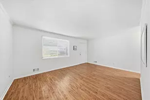 2412 Peachwood Cir NE, Atlanta, GA 30345 - Photo 5