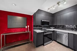 2870 Pharr Ct South NW, Atlanta, GA 30305 - Photo 9