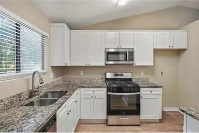 5130 S Woodbridge Trail, Stone Mountain, GA 30088 - Photo 7
