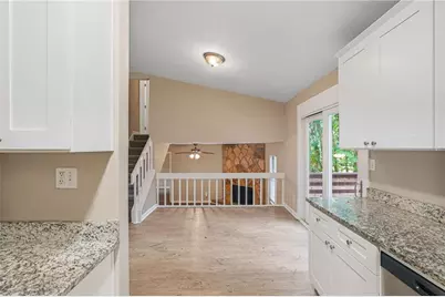 5130 S Woodbridge Trail, Stone Mountain, GA 30088 - Photo 9