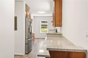 2465 Wood Valley Dr, East Point, GA 30344 - Photo 15