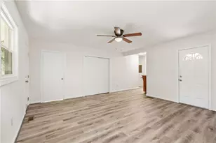 2465 Wood Valley Dr, East Point, GA 30344 - Photo 17