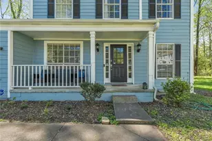 1976 Longwood Ct, Lithonia, GA 30058 - Photo 3