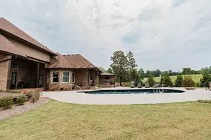605 Birkdale Blvd, Carrollton, GA 30116 - Photo 65