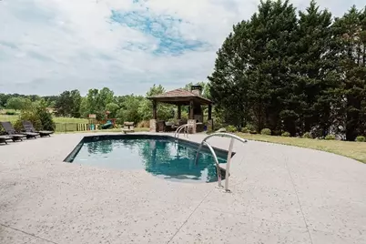 605 Birkdale Boulevard, Carrollton, GA 30116 - Photo 69