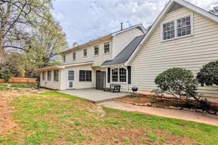325 Lakeshore Dr NE, Marietta, GA 30067 - Photo 13