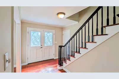 325 Lakeshore Drive NE, Marietta, GA 30067 - Photo 3