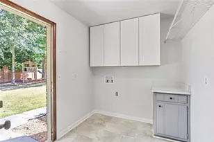 1834 Village Mill Rd, Dunwoody, GA 30338 - Photo 15