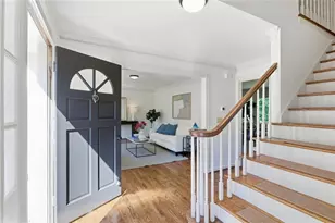 1834 Village Mill Rd, Dunwoody, GA 30338 - Photo 3