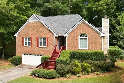 4862 Helga Way NE, Woodstock, GA 30188 - Photo 3
