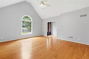 4862 Helga Way NE, Woodstock, GA 30188 - Photo 9