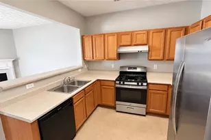 2747 Heathrow Dr, Lawrenceville, GA 30043 - Photo 3