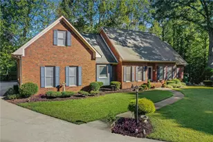 2535 Kings Ct, Cumming, GA 30040 - Photo 7