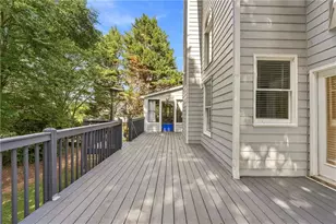 1735 Riverglen Dr, Suwanee, GA 30024 - Photo 37