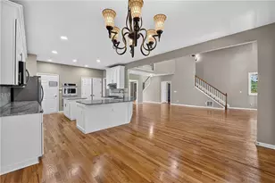 1735 Riverglen Dr, Suwanee, GA 30024 - Photo 3