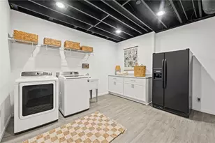 1010 Brooksglen Dr, Roswell, GA 30075 - Photo 41