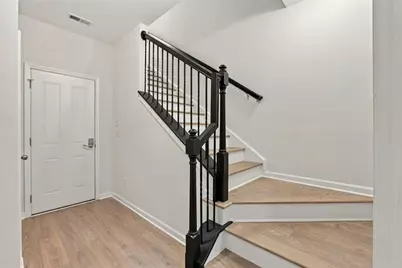 7430 Highland Bluff, Sandy Springs, GA 30328 - Photo 31