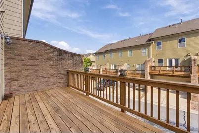 7430 Highland Bluff, Sandy Springs, GA 30328 - Photo 15