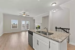 7430 Highland Bluff, Sandy Springs, GA 30328 - Photo 11