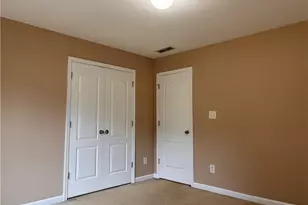 126 Hampton Dr, Jefferson, GA 30549 - Photo 13
