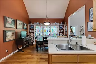 2768 Clearwater Springs Dr, Buford, GA 30519 - Photo 17