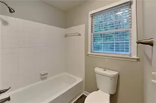 3570 Pebble Hill Dr, Marietta, GA 30062 - Photo 9