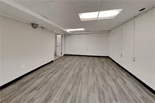 3570 Pebble Hill Dr, Marietta, GA 30062 - Photo 17