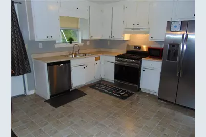 1187 Mannbrook Drive, Stone Mountain, GA 30083 - Photo 3