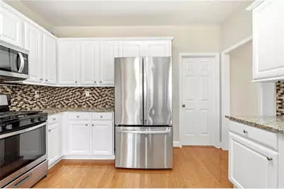 384 Cherry Tree Lane, Marietta, GA 30066 - Photo 11