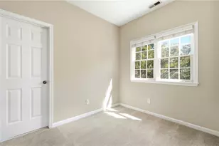 384 Cherry Tree Ln, Marietta, GA 30066 - Photo 37