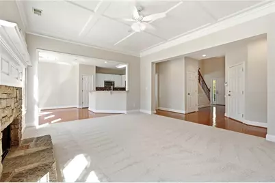 384 Cherry Tree Lane, Marietta, GA 30066 - Photo 5