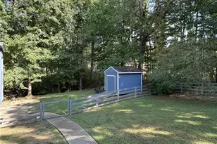 106 Courtland Cir, Powder Springs, GA 30127 - Photo 33
