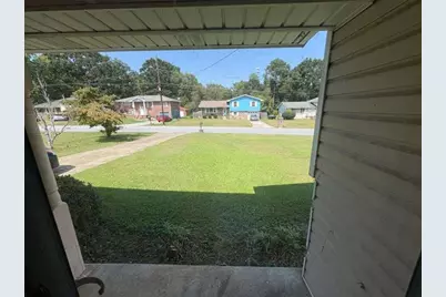 801 S Carter Drive S, Jonesboro, GA 30236 - Photo 5