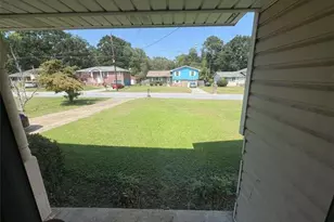 801 S Carter Dr S, Jonesboro, GA 30236 - Photo 5