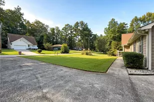 518 Club Valley Dr, McDonough, GA 30281 - Photo 27