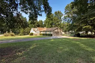 518 Club Valley Dr, McDonough, GA 30281 - Photo 37