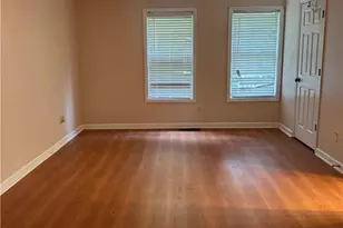 74 Davis Mill Ct, Lawrenceville, GA 30044 - Photo 3