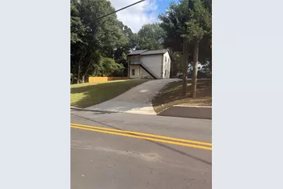 51 Mullins Street, Fairburn, GA 30213 - Photo 13