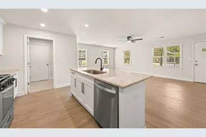 2593 Walton Way SW, Marietta, GA 30060 - Photo 15