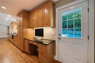 5454 Burdette Rd SE, Mableton, GA 30126 - Photo 17