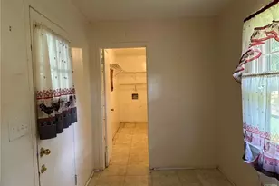 5574 Laurel Ln NW, Lilburn, GA 30047 - Photo 29