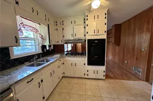 5574 Laurel Ln NW, Lilburn, GA 30047 - Photo 25