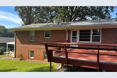5574 Laurel Lane NW, Lilburn, GA 30047 - Photo 7