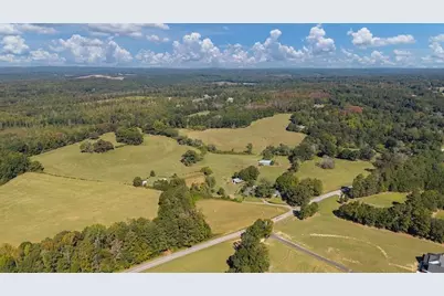 880 Burwell Mount Zion Road, Carrollton, GA 30117 - Photo 19