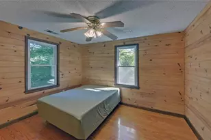 910 Hells Hollow Rd, Blue Ridge, GA 30513 - Photo 17