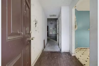 4425 Chestnut Lake Avenue, Lithonia, GA 30038 - Photo 3